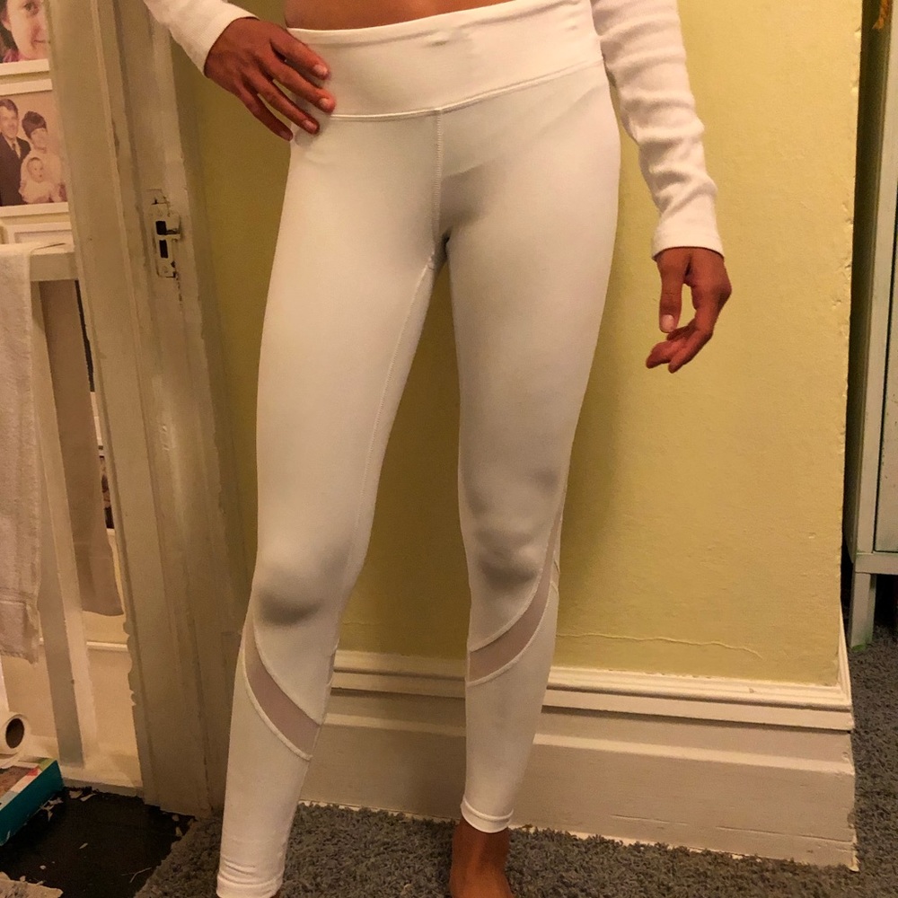 Ongasoft white leggings